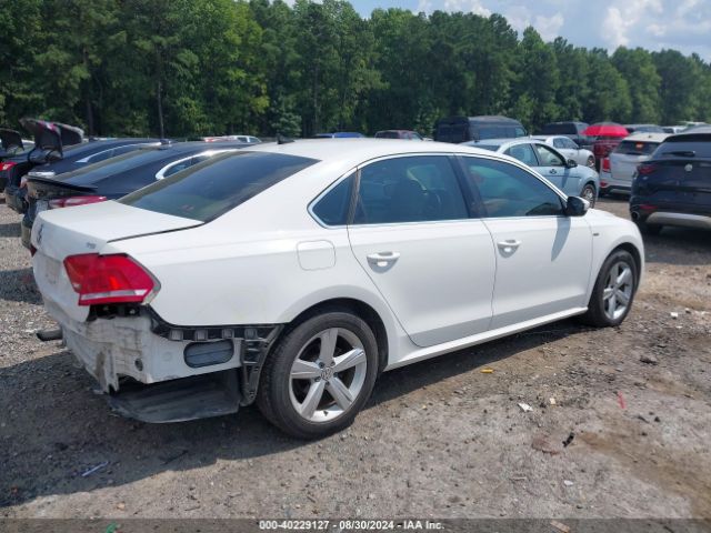 1VWAS7A3XFC111434 Volkswagen Passat 1.8t Limited Edition