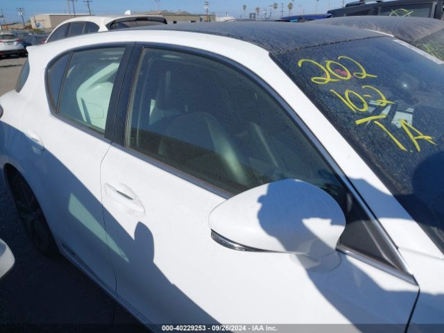 JTHKD5BH5G2257696 Lexus CT 200H