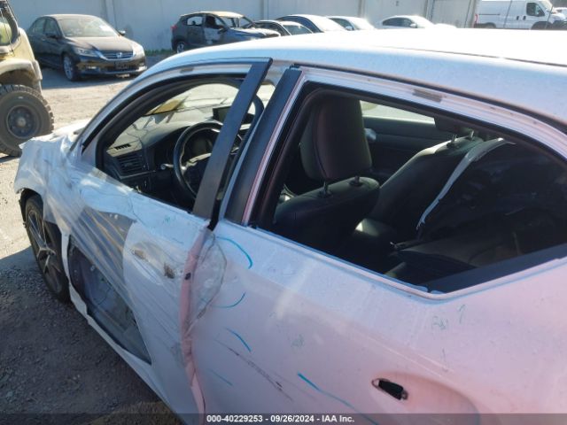 JTHKD5BH5G2257696 Lexus CT 200H