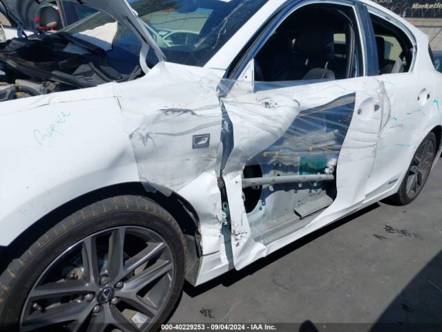 JTHKD5BH5G2257696 Lexus CT 200H