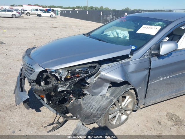 Hyundai SONATA SE 2015 5NPE24AF1FH180904 Image 12