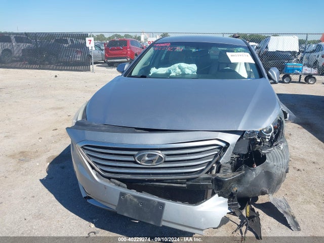 Hyundai SONATA SE 2015 5NPE24AF1FH180904 Image 6