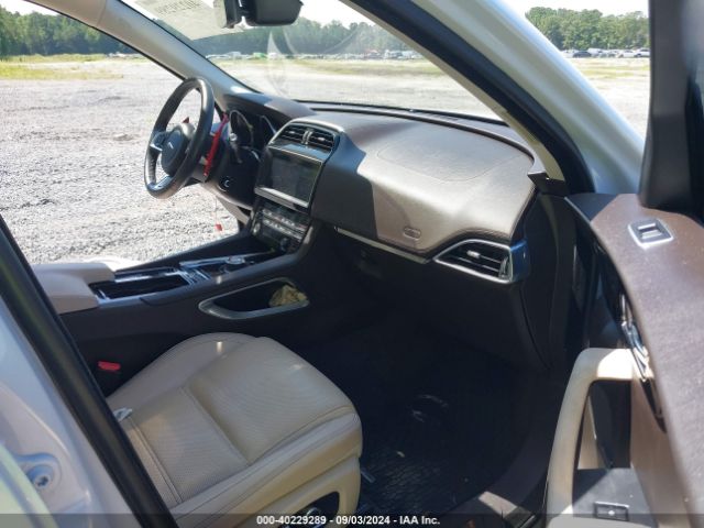 2020 JAGUAR F-PACE SADCK2FX5LA646144 Photo 4