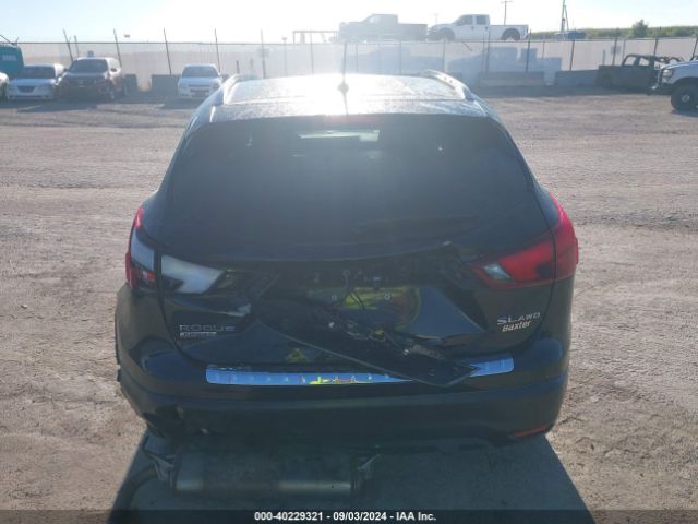JN1BJ1CR8JW294335 Nissan Rogue Sport Sl