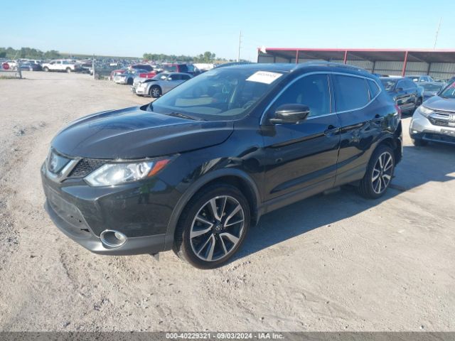 JN1BJ1CR8JW294335 Nissan Rogue Sport Sl