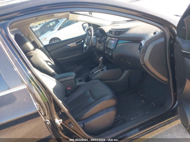 JN1BJ1CR8JW294335 Nissan Rogue Sport Sl
