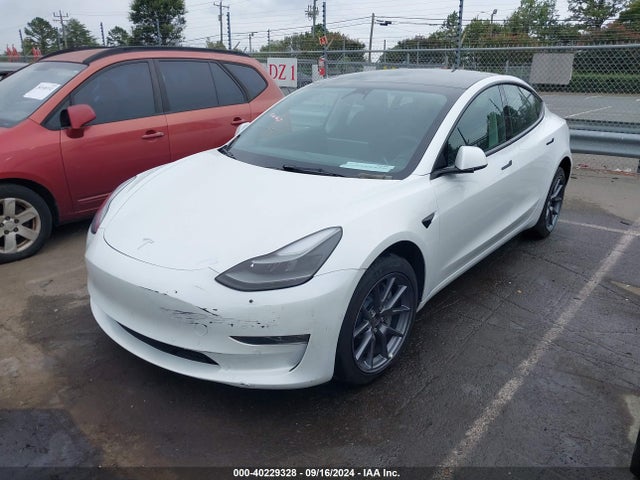 2022 TESLA MODEL 3 5YJ3E1EB5NF339229 Photo 1