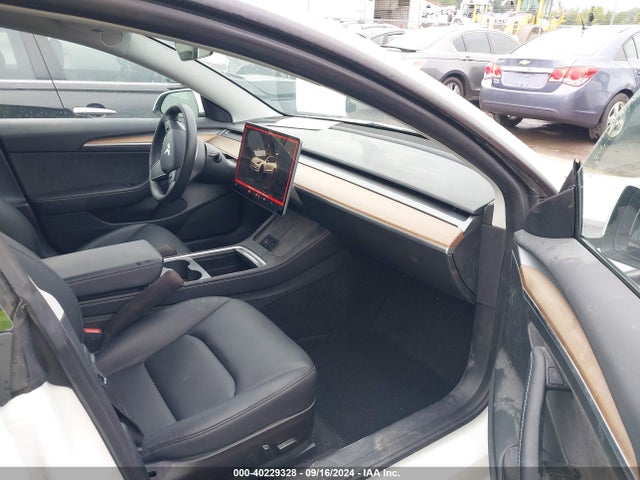 2022 TESLA MODEL 3 5YJ3E1EB5NF339229 Photo 4
