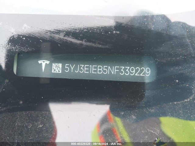 2022 TESLA MODEL 3 5YJ3E1EB5NF339229 Photo 8