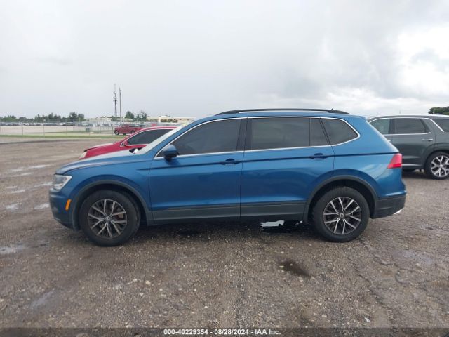 3VV3B7AX5KM183974 Volkswagen Tiguan 2.0t Se/2.0t Sel/2.0t Sel R-line/2.0t Sel R-line Black