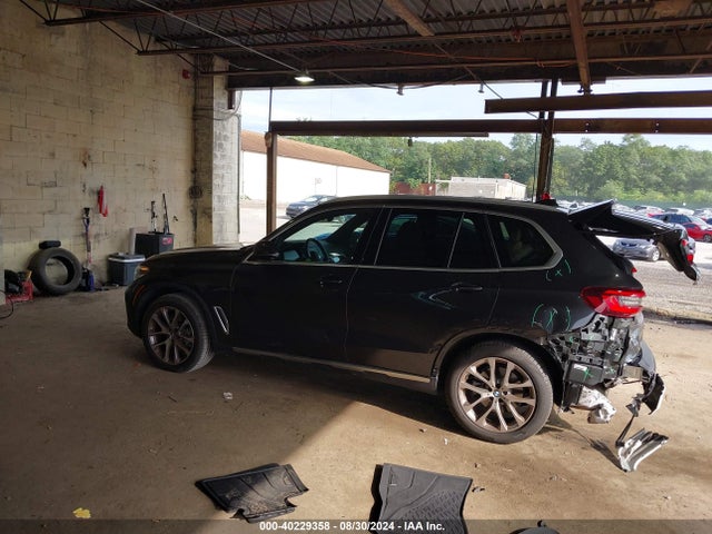 5UXCR6C0XN9M72399 BMW X5 Xdrive40i