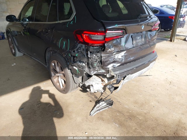 5UXCR6C0XN9M72399 BMW X5 Xdrive40i