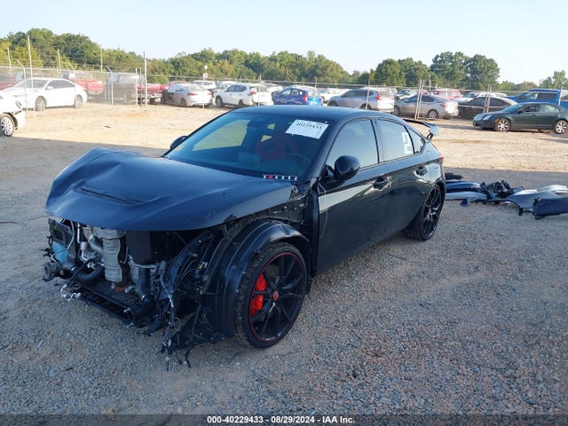 Honda Civic Type R Base (m6) 2024 JHMFL5G46RX000515 Image 2