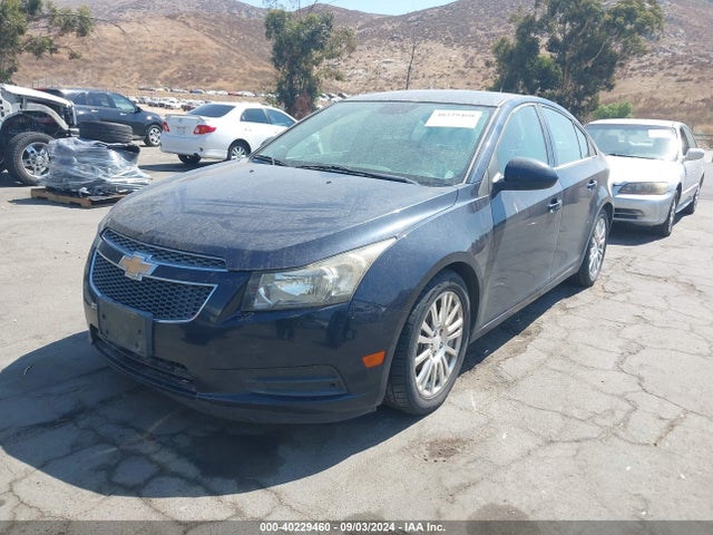 Chevrolet Cruze Eco Auto 2014 1G1PH5SB7E7247137 Image 2