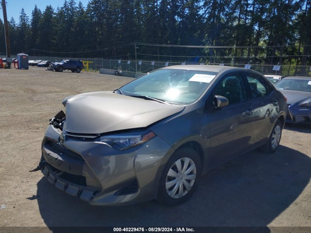 Toyota Corolla Le Eco 2017 2T1BPRHE1HC773635 Image 2