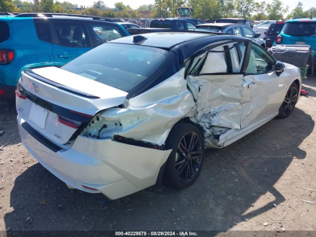 2025 TOYOTA CAMRY 4T1DBADK0SU005462 Photo 3