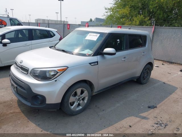 KNDJN2A27J7581118 KIA Soul