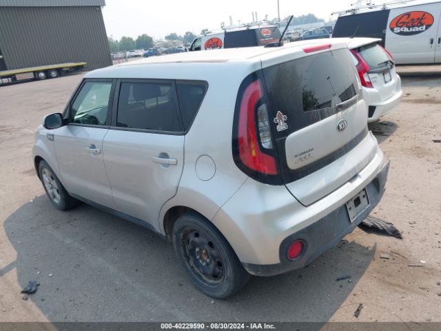 KNDJN2A27J7581118 KIA Soul