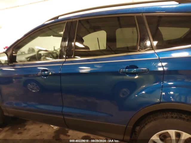 Ford ESCAPE SE 2018 1FMCU9GDXJUA90679 Image 15