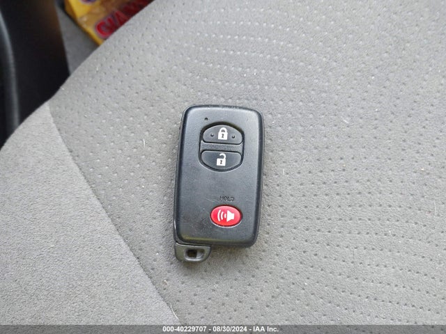 Toyota Prius Two 2015 JTDKN3DU2F0396160 Image 11