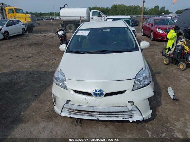 Toyota Prius Two 2015 JTDKN3DU2F0396160 Image 12