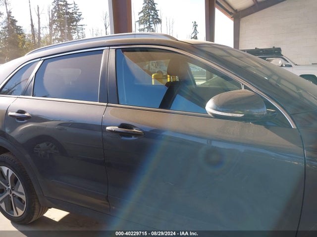 KNDCC3LG9L5072837 KIA Niro Ev Ex