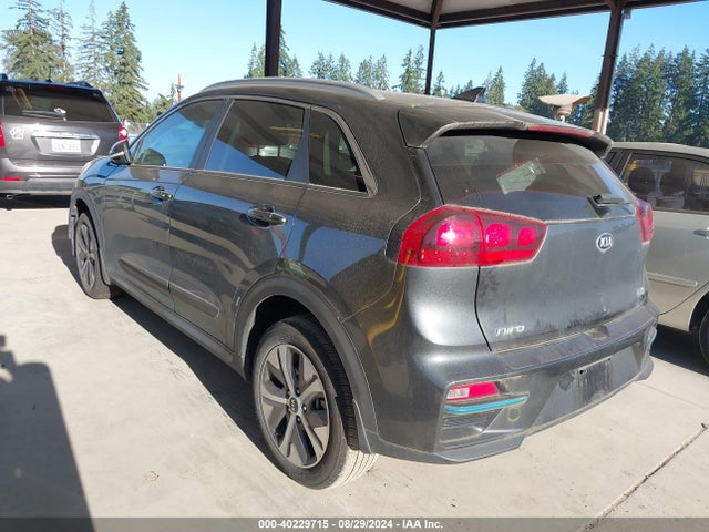 KNDCC3LG9L5072837 KIA Niro Ev Ex