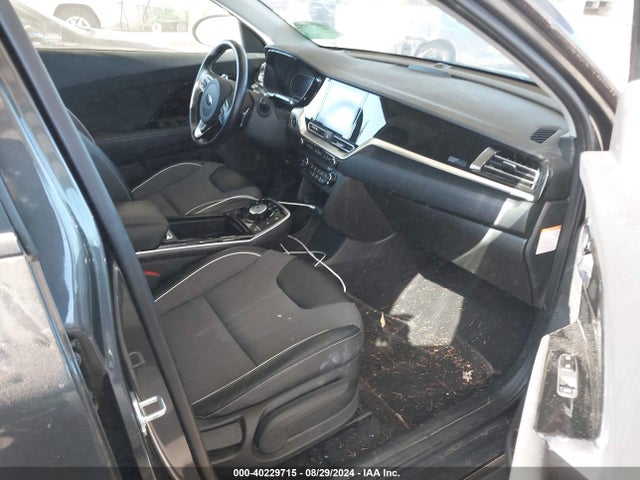 KNDCC3LG9L5072837 KIA Niro Ev Ex