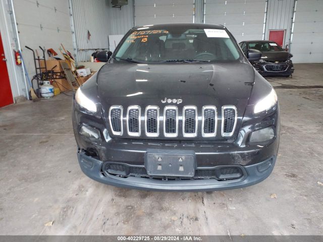1C4PJLAB9GW137703 Jeep Cherokee Sport