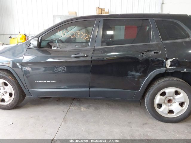1C4PJLAB9GW137703 Jeep Cherokee Sport