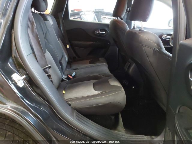 1C4PJLAB9GW137703 Jeep Cherokee Sport
