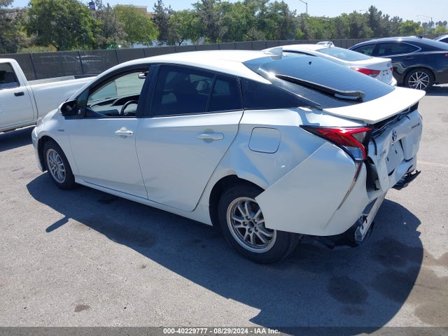 JTDKBRFU5G3005270 Toyota Prius Two