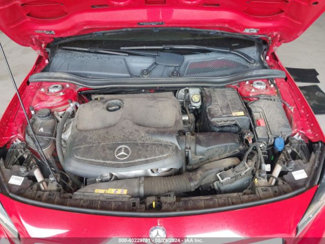WDCTG4GBXFJ103169 Mercedes-Benz Gla 250 4matic