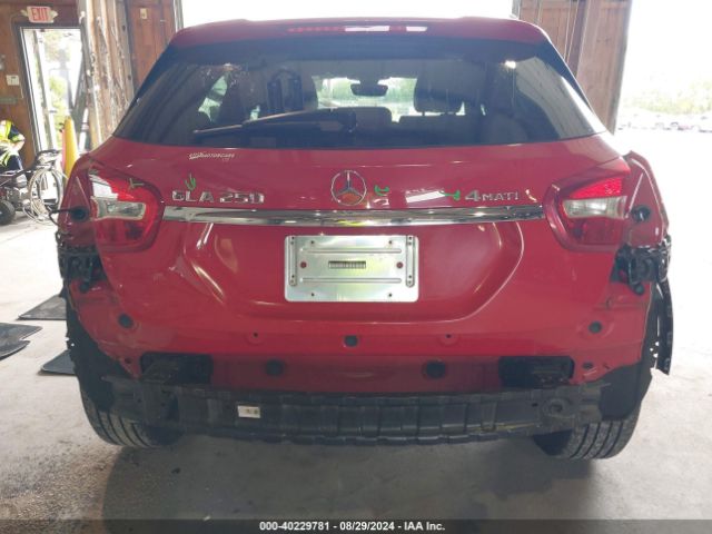 WDCTG4GBXFJ103169 Mercedes-Benz Gla 250 4matic