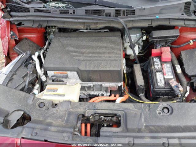 1N4AZ1CP0JC300359 Nissan Leaf Sl
