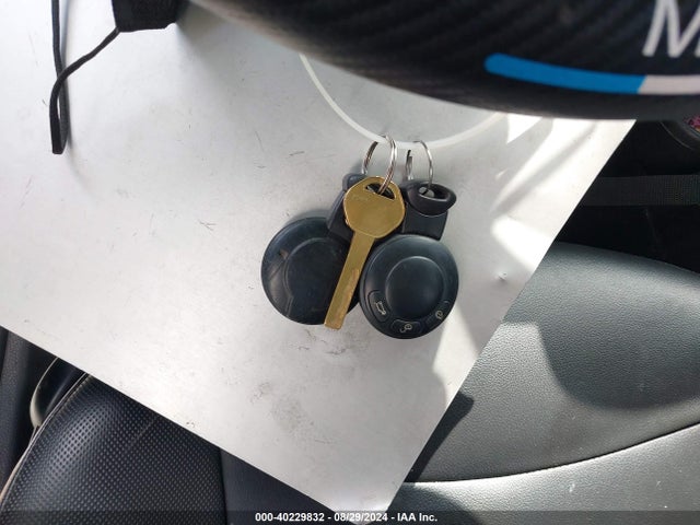 2012 MINI COOPER WMWSU3C52CT256792 Photo 10