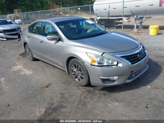 Nissan Altima 2.5 S 2015 1N4AL3AP9FN913981 Image 1