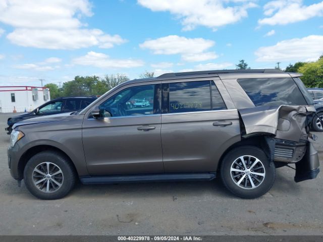 1FMJU1JT6KEA29379 Ford Expedition Xlt