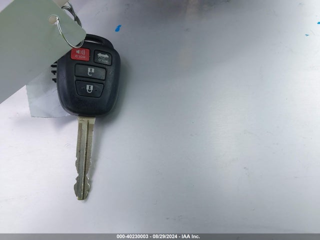 Toyota COROLLA SE 2018 5YFBURHE0JP780123 Image 11