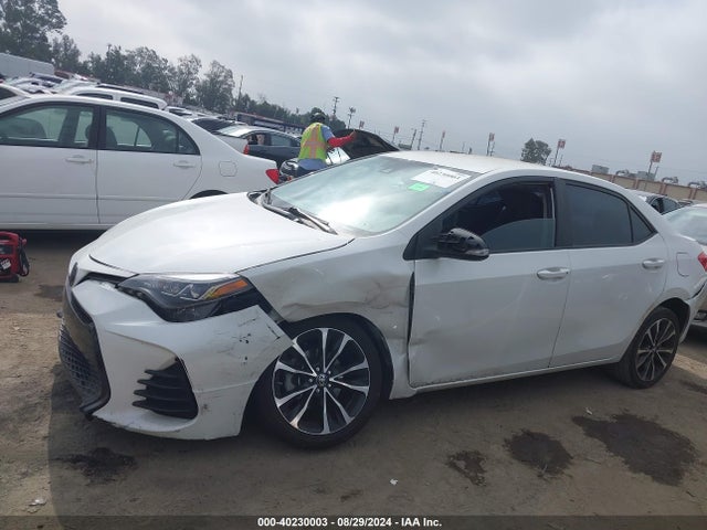 Toyota COROLLA SE 2018 5YFBURHE0JP780123 Image 14