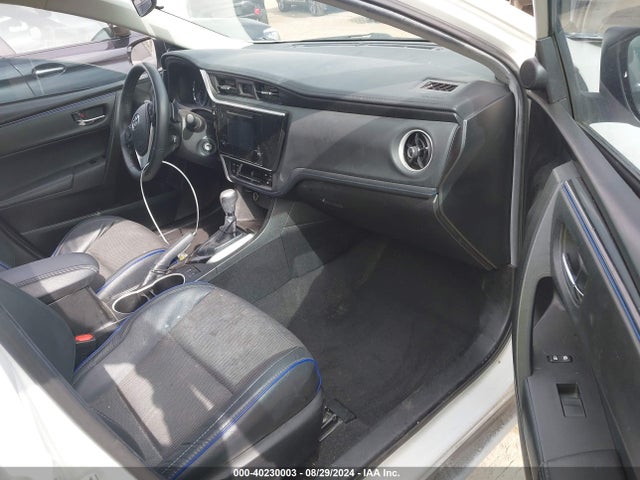 Toyota COROLLA SE 2018 5YFBURHE0JP780123 Image 5