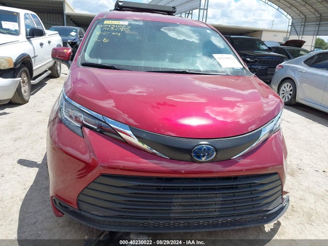 Toyota SIENNA LE 2023 5TDKRKEC0PS143695 Image 12