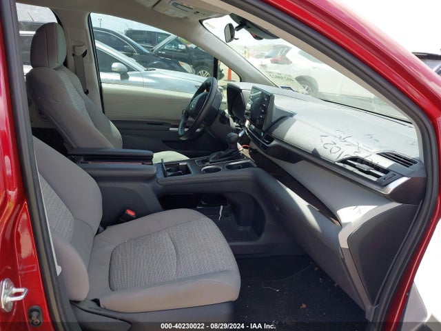Toyota SIENNA LE 2023 5TDKRKEC0PS143695 Image 5