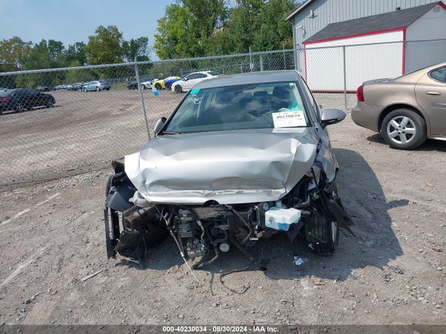 3VWW57AU5KM029142 Volkswagen Golf 1.4t S/1.4t Se
