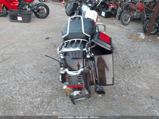 2010 HARLEY-DAVIDSON FLHX 1HD1KB410AB623832 Photo 5