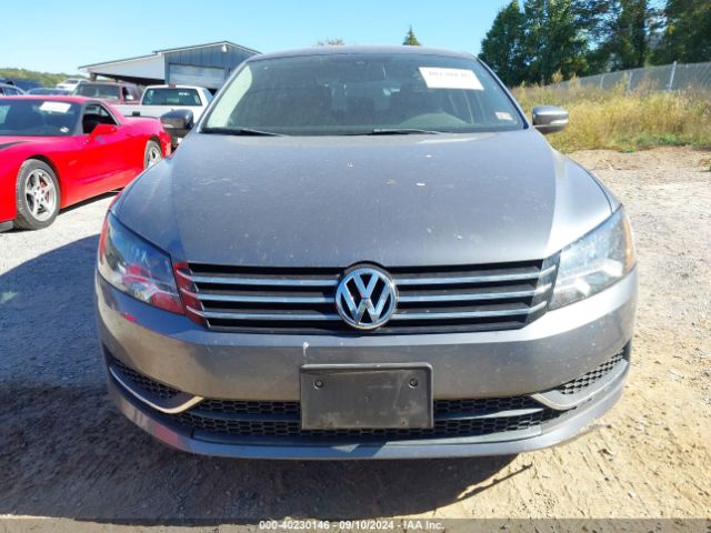 1VWAT7A3XEC050758 Volkswagen Passat 1.8t Wolfsburg Edition