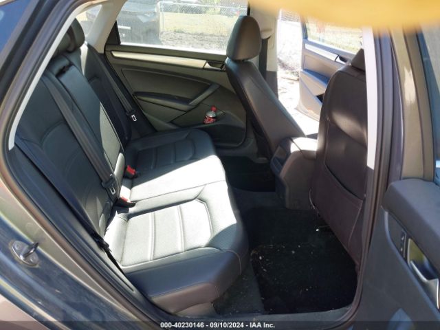 1VWAT7A3XEC050758 Volkswagen Passat 1.8t Wolfsburg Edition