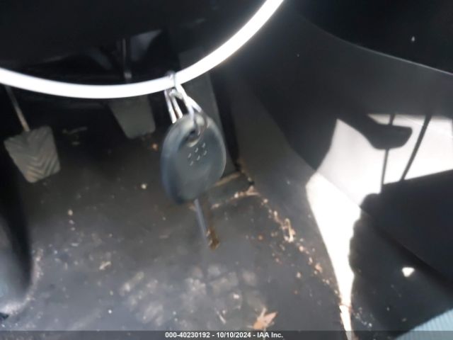 KNDJN2A28F7220147 KIA Soul !