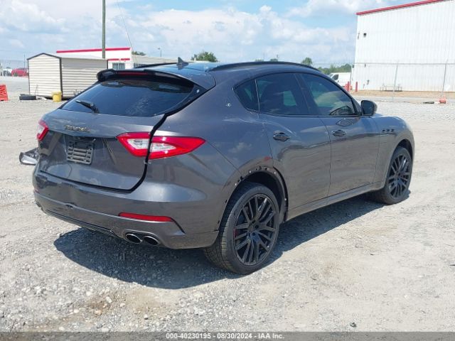 ZN661YUS2HX246860 Maserati LEVANTE S