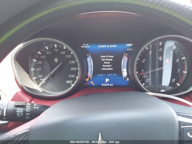 ZN661YUS2HX246860 Maserati LEVANTE S